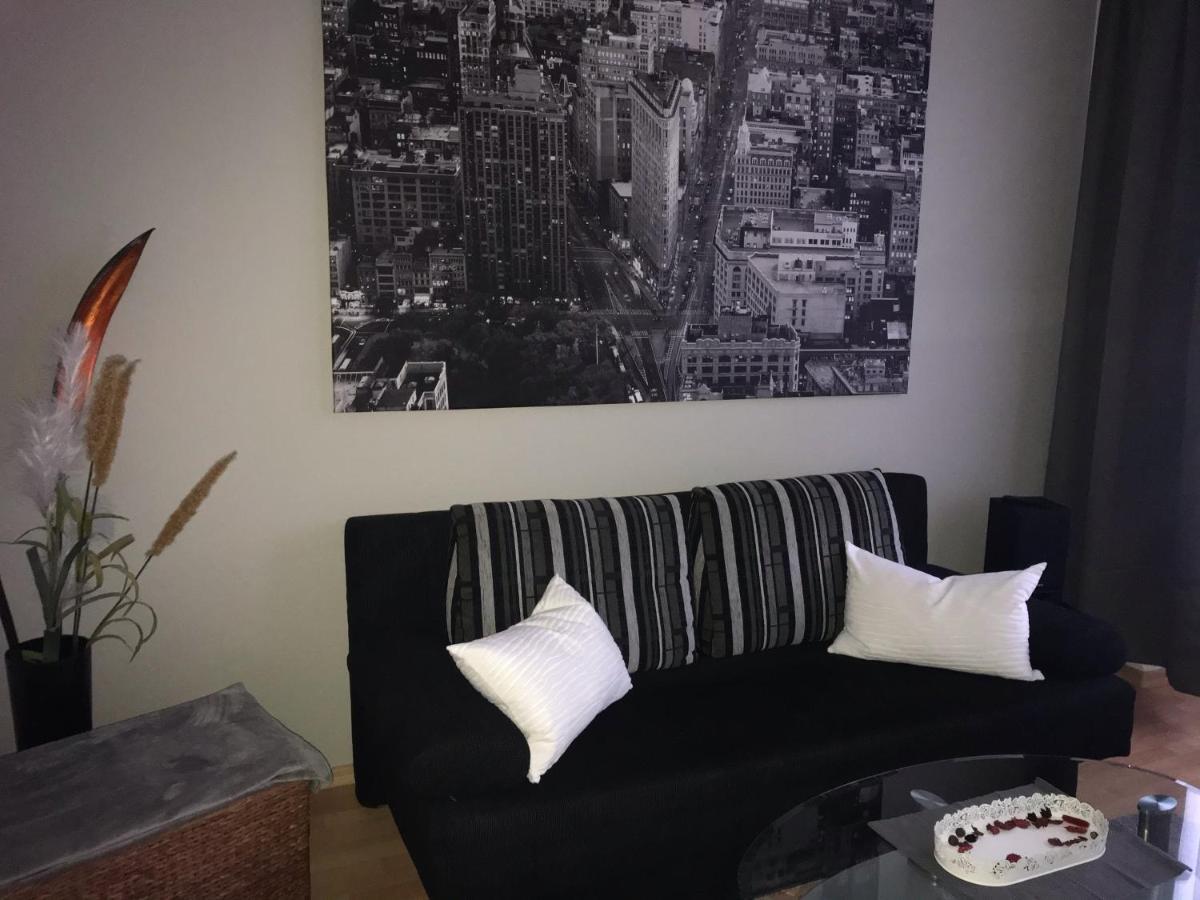 Ferienwohnung Am Schlossparkcenter Шверин Экстерьер фото