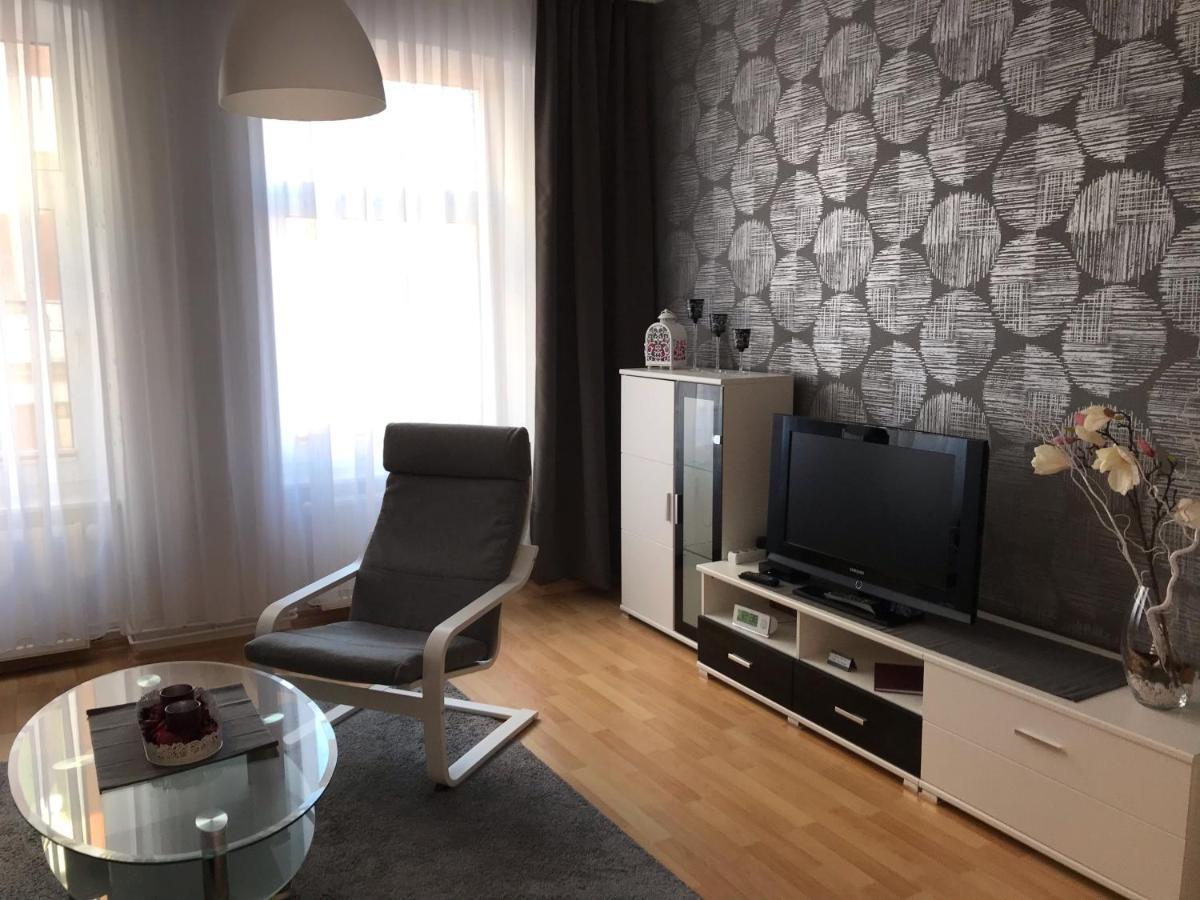 Ferienwohnung Am Schlossparkcenter Шверин Экстерьер фото